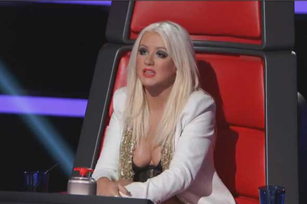 Th&iacute; sinh The Voice Mỹ m&ugrave;a thứ 3 g&acirc;y sốt