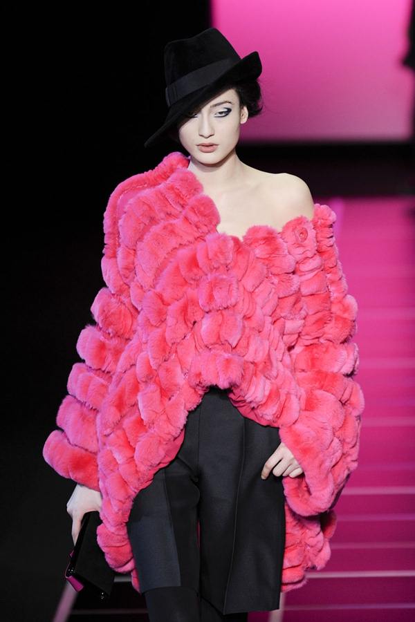 Những kiểu mũ nổi bật của Thu/Đông 2012 Những kiểu mũ nổi bật của Thu/Đông 2012