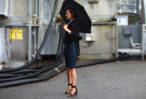 Gam màu sáng ngập tràn street style NYFW