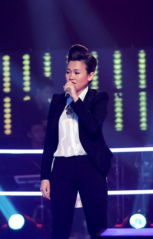 The Voice Việt: Lùi bước scandal, tiến bước thời trang 