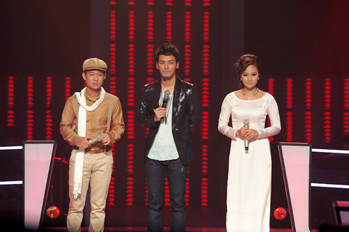 The Voice Việt: Lùi bước scandal, tiến bước thời trang 