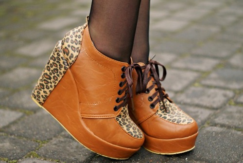Chọn boots xinh theo d&aacute;ng người bạn 22