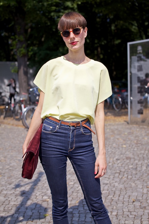 4 cách để gợi cảm ngay tức thì với quần jeans 9 4 cách để gợi cảm ngay tức thì với quần jeans 9