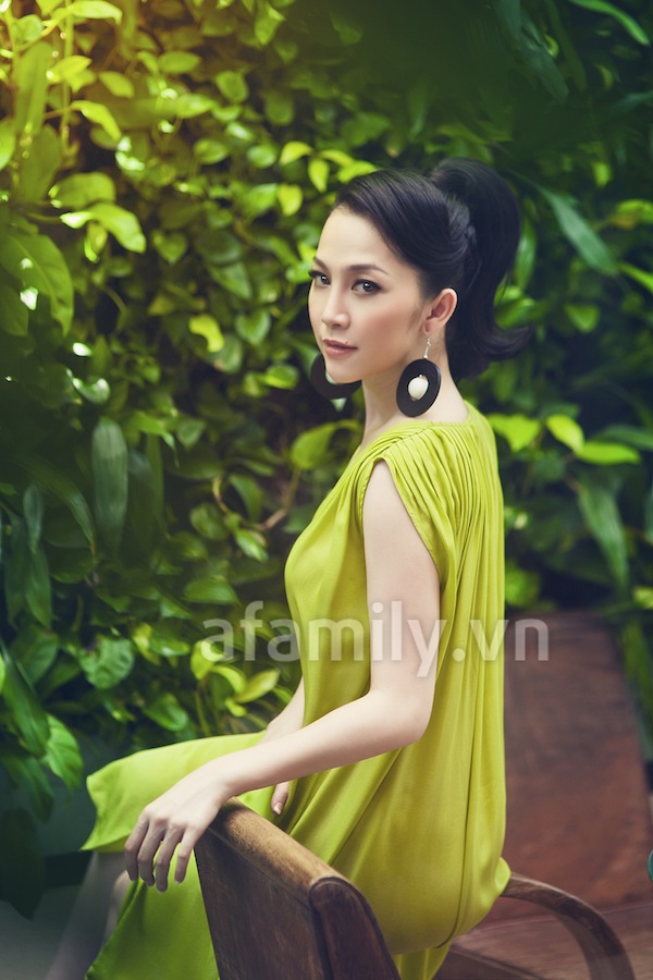 Ngắm vẻ đẹp rạng ngời sau khi sinh của Linh Nga 6
