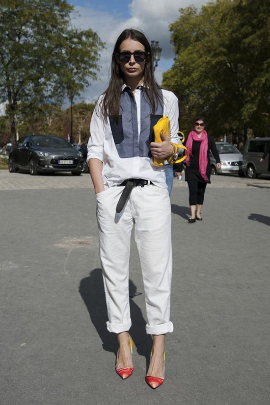 Street style đa sắc màu bên lề Paris Fashion Week