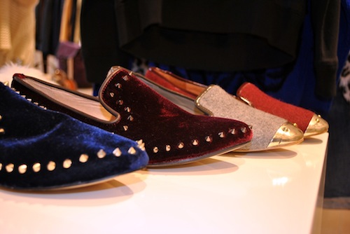 Năng động, thời trang cùng xu hướng giày slipper