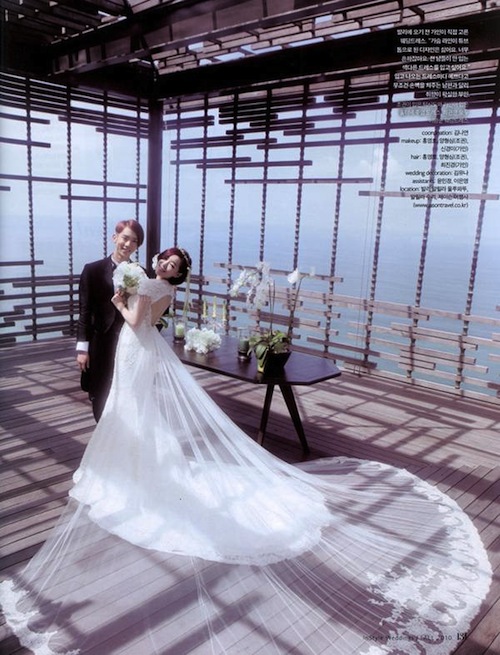 Sao H&agrave;n đẹp lộng lẫy c&ugrave;ng v&aacute;y cưới