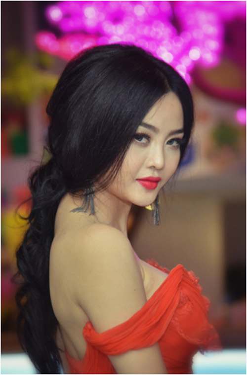 Những mỹ nữ Việt mới nổi đã mắc lỗi phong cách  30