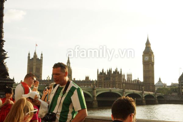 Tour đi bộ kh&aacute;m ph&aacute; Thủ đ&ocirc; Lu&acirc;n Đ&ocirc;n