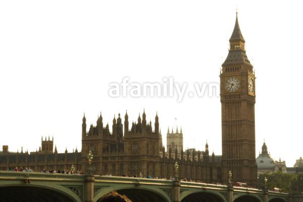 Tour đi bộ kh&aacute;m ph&aacute; Thủ đ&ocirc; Lu&acirc;n Đ&ocirc;n