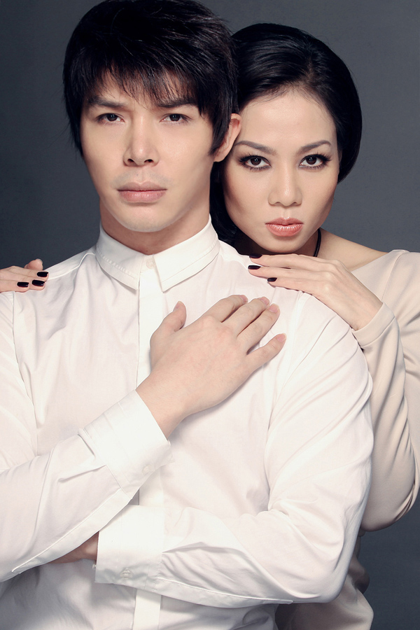 Thu Minh khoe ngực đầy b&ecirc;n Nathan Lee