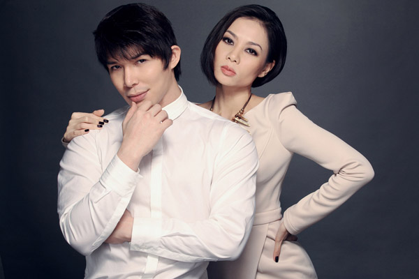 Thu Minh khoe ngực đầy b&ecirc;n Nathan Lee
