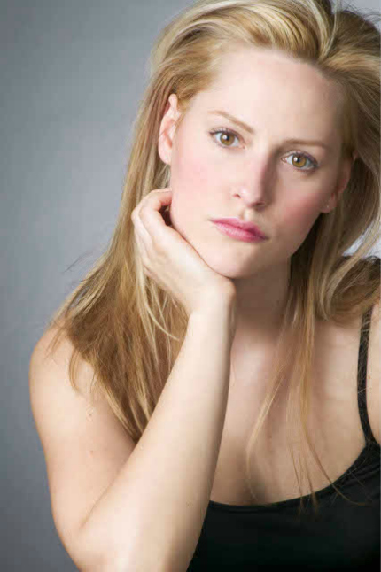 Aimee Mullins: Si&ecirc;u mẫu &ldquo;khuyết&rdquo; ch&acirc;n phi thường 