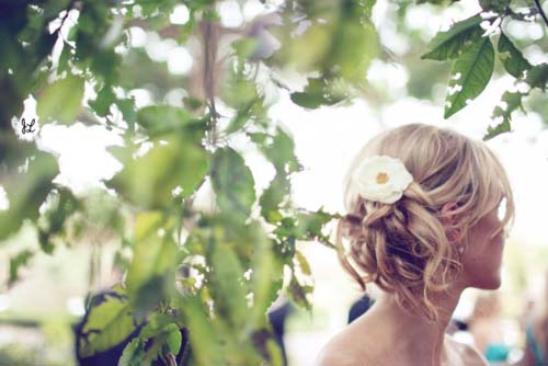 Xu hướng tóc lãng mạn cho cô dâu mùa thu 
