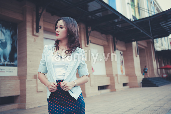 Đẹp năng động với chất liệu denim