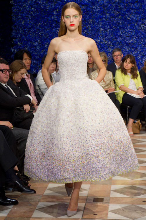 Những chiếc váy cưới lộng lẫy nhất Thu/Đông 2012 