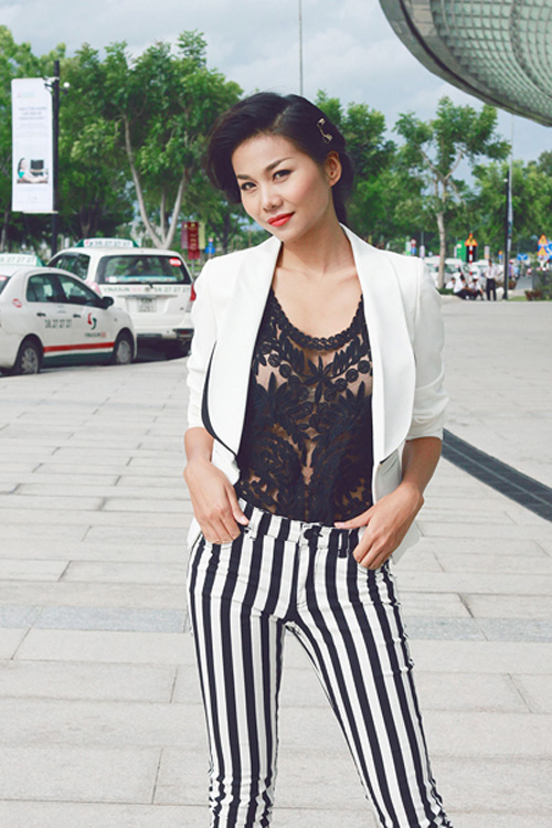 Mặc blazer theo xu hướng c&ugrave;ng sao Việt