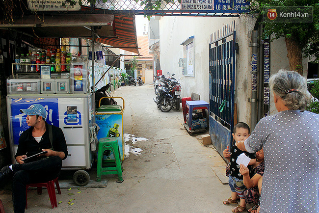 Những bức tranh trong hẻm cũng tươi, cũng đáng yêu như người Sài Gòn vậy! - Ảnh 1.