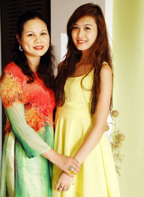 3 nang hotgirl viet xinh, cao, nha giau va sanh dieu hinh anh 10