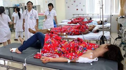 Bốn nạn nhân đang được cấp cứu tại Bệnh viện Sản Nhi Quảng Ninh