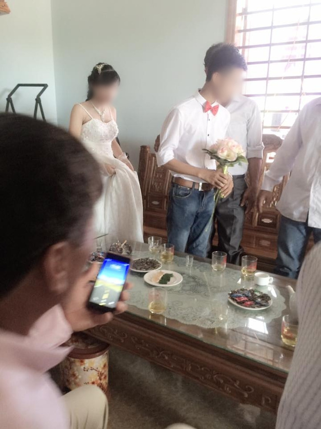 Tinh hoa văn hóa Nghệ An được tái hiện đầy hoa lệ trong đám cưới 16 tuổi tại nơi đây. Hình ảnh sẽ đem đến cho bạn những giây phút thăng hoa và cảm xúc sâu lắng.
