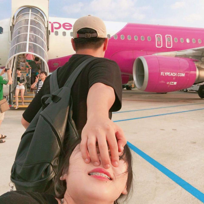 Không nắm tay em nữa, giờ phải túm tóc em đi khắp thế gian như cặp đôi Hàn Quốc này thì mới vui! - Ảnh 2.