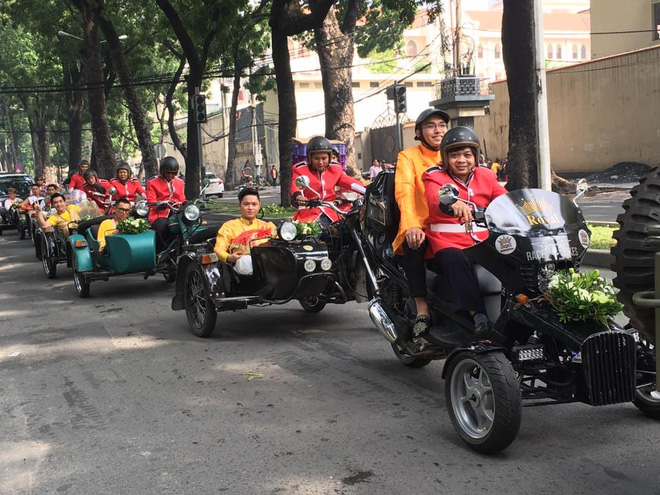 Dàn rước dâu hoành tráng, gây náo loạn phố Sài thành - Ảnh 9.