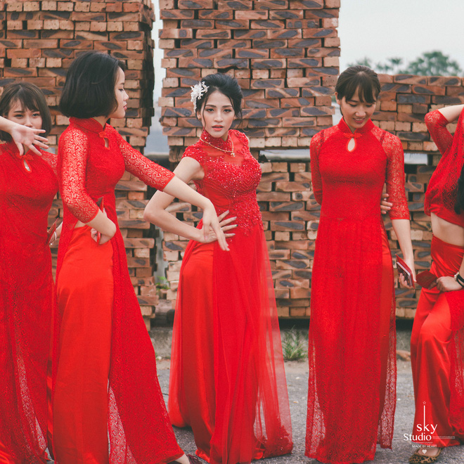Đ&atilde; con mắt ngắm c&ocirc; d&acirc;u si&ecirc;u ngầu b&ecirc;n d&agrave;n ph&ugrave; d&acirc;u - Ảnh 5.