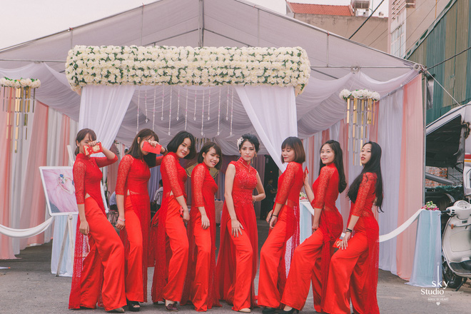 Đ&atilde; con mắt ngắm c&ocirc; d&acirc;u si&ecirc;u ngầu b&ecirc;n d&agrave;n ph&ugrave; d&acirc;u - Ảnh 8.