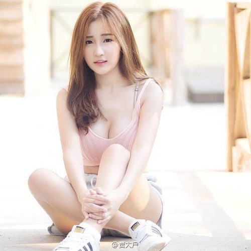 nu sinh mang 4 dong mau lai khien quy ong khao khat hinh anh 7