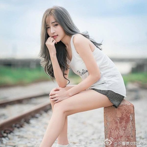 nu sinh mang 4 dong mau lai khien quy ong khao khat hinh anh 14