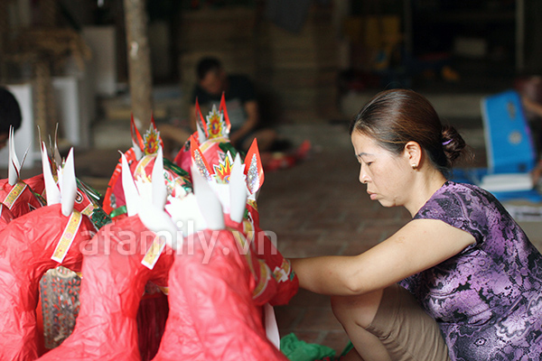 Sôi sục làng vàng mã phục vụ Rằm tháng bảy