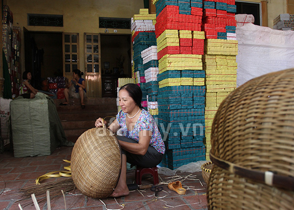 Sôi sục làng vàng mã phục vụ Rằm tháng bảy