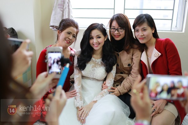 Tâm Tít rơi nước mắt vì xúc động trước khi về nhà chồng 12 Tâm Tít rơi nước mắt vì xúc động trước khi về nhà chồng 12