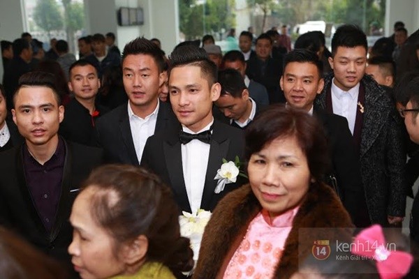 Tâm Tít rơi nước mắt vì xúc động trước khi về nhà chồng 16 Tâm Tít rơi nước mắt vì xúc động trước khi về nhà chồng 16