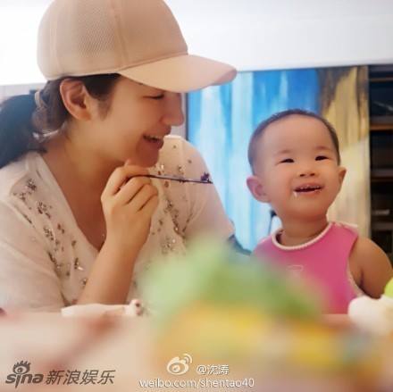 Chồng cũ tố Huỳnh Dịch lăng nhăng với các diễn viên đóng cùng 2 Chồng cũ tố Huỳnh Dịch lăng nhăng với các diễn viên đóng cùng 2