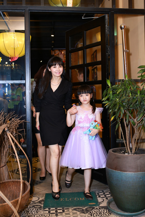Con gái Trang Nhung