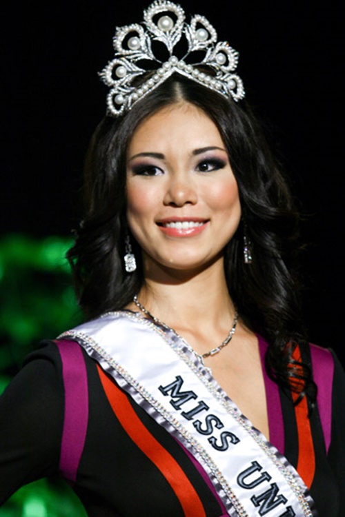 Hoa hậu hoàn vũ 2007 tới Việt Nam Hoa hậu hoàn vũ 2007 tới Việt Nam