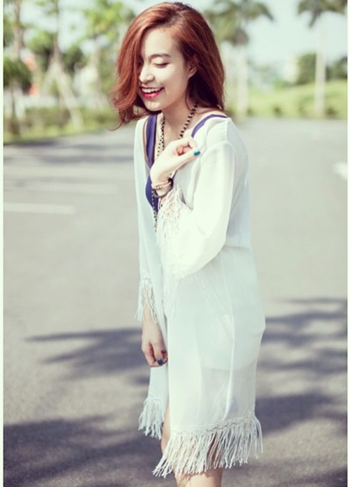 ca sĩ Hoàng Thùy  Linh