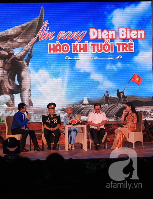 Toàn dân hướng về lễ kỷ niệm 60 năm chiến thắng Điện Biên Phủ 9