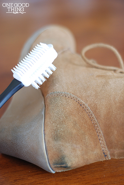 5 mẹo hay giúp bạn giữ giày da lộn luôn sạch mới 4