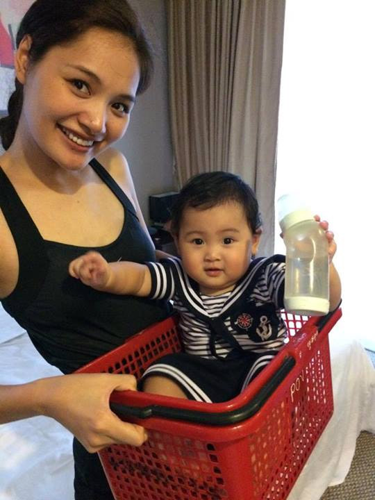Những kiều nữ đẹp nổi bật với chiếc mũi không Những kiều nữ đẹp nổi bật với chiếc mũi không