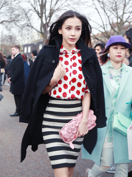 Lưu Gia Linh, Angela Baby nổi bật tại Tuần lễ thời trang London 1