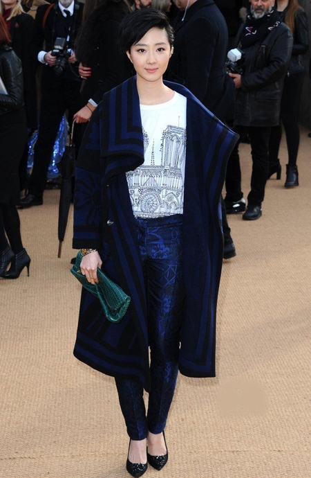 Lưu Gia Linh, Angela Baby nổi bật tại Tuần lễ thời trang London 6