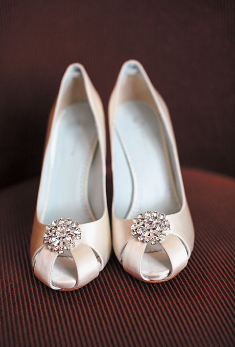 Những mẫu giày tuyệt đẹp cho đám cưới mùa hè 17
