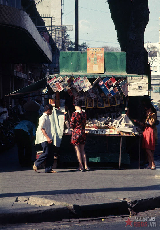 Chùm ảnh cuộc sống phóng khoáng của phụ nữ Sài Gòn những năm 60 8