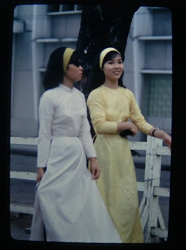 Chùm ảnh cuộc sống phóng khoáng của phụ nữ Sài Gòn những năm 60 9