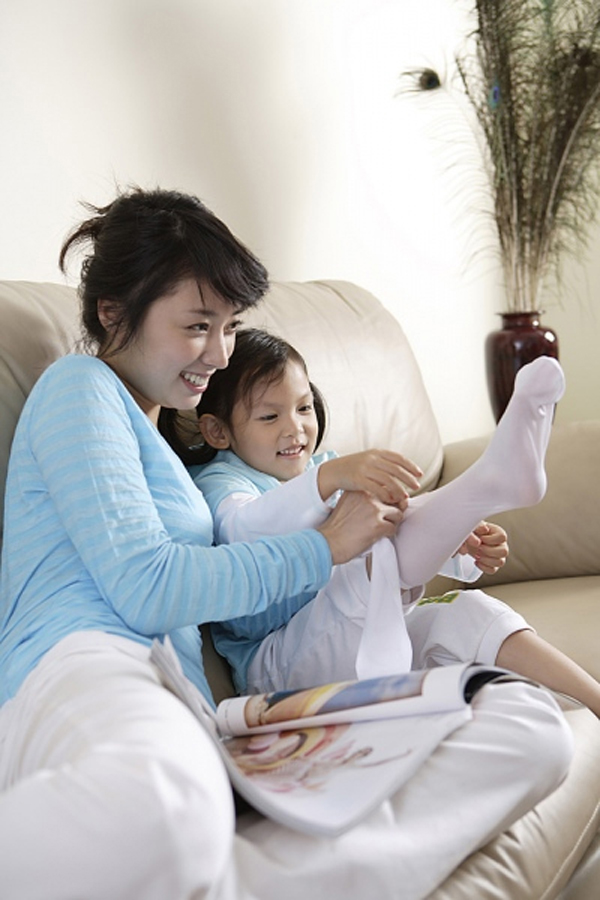 Sự khác biệt bất ngờ giữa bố và mẹ trong việc nuôi dạy con 8 Sự khác biệt bất ngờ giữa bố và mẹ trong việc nuôi dạy con 8