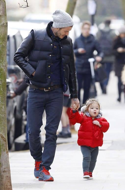 David Beckham và con gái Harper.