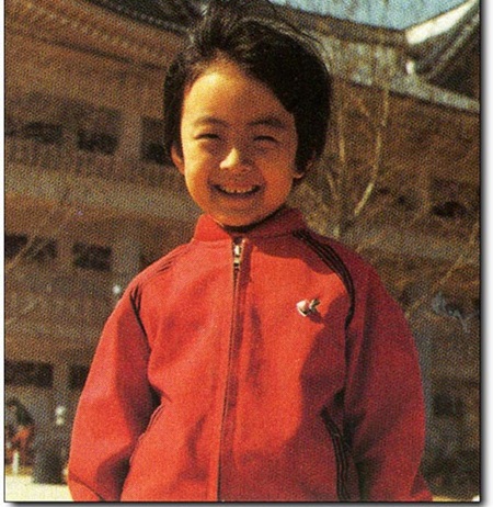 Bae Yong Joon từ ho&agrave;ng tử bạch m&atilde; đến &ocirc;ng ho&agrave;ng b&iacute; ẩn 1